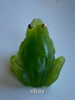 Daum Crystal Green Sitting Frog-grenouille With Gold Eyes Signed