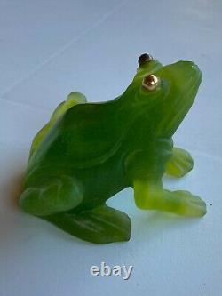 Daum Crystal Green Sitting Frog-grenouille With Gold Eyes Signed