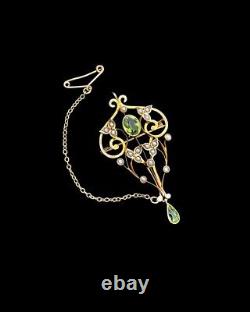 Edwardian Antique Art Nouveau 9ct gold peridot and pearl brooch