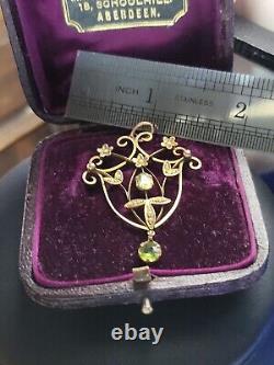 Edwardian Art Nouveau 9ct Rose Gold Lavalier Pendant Set with Two Peridot
