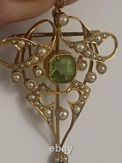 Exquisite Art Nouveau 15ct Gold Peridot & Seed Pearl Pendant Circa 1895