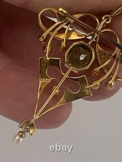 Exquisite Art Nouveau 15ct Gold Peridot & Seed Pearl Pendant Circa 1895