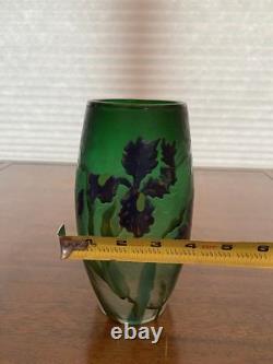 GORGEOUS VTG ART NOUVEAU Green Art Glass Vase With Embossed Flowers 7.75H HTF