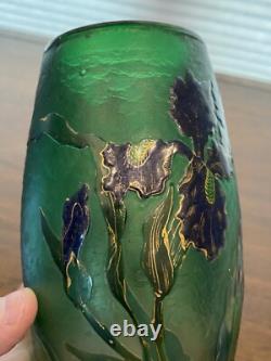 GORGEOUS VTG ART NOUVEAU Green Art Glass Vase With Embossed Flowers 7.75H HTF