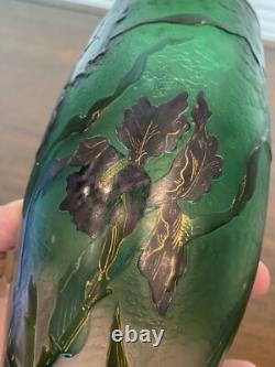 GORGEOUS VTG ART NOUVEAU Green Art Glass Vase With Embossed Flowers 7.75H HTF