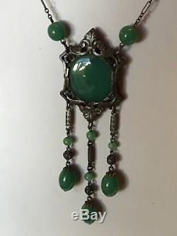 Gorgeous Fancy Vintage Art Deco Chrysoprase Like Green Glass Dangle Necklace