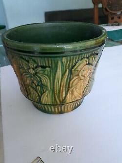 Gorgeous Vintage Green & Yellow Weller Majolica Jardiniere Planter Flower Pot