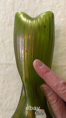 Green Aurene Style Iridescent Glass Vase Ribbed Twist Pinched Rim Unsigned 7