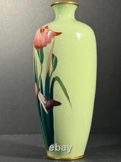 Japanese Meiji Cloisonne vase iris art nouveau pistachio green 7