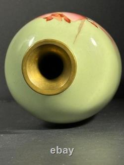 Japanese Meiji Cloisonne vase iris art nouveau pistachio green 7