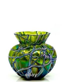 Kralik Iridescent Green Veined Melon Shaped Art Nouveau Vase Bohemian/Czech