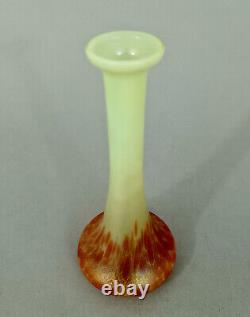 (L0279) Art Nouveau Vase, Kralik Bohemia around 1900, Helios Glass, Luminous