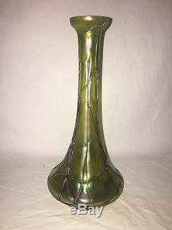 LRG IRIDESCENT GLASS LOETZ THREADED VASE C. 1900 8 In. GREEN PURPLE ART NOUVEAU