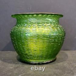 Loetz Bohemia Iridescent Crete Chine Art Nouveau Green thread Vase Approx 4.5H