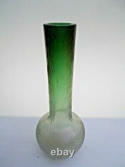 Loetz Fortuna Glass Vase Green to Candia Spiraloptisch Decor 1900 Bohemian Lotz