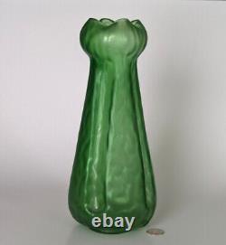 Loetz Kralik Bohemian Czech Art Nouveau 11.5 Green Glass Vase Excellent