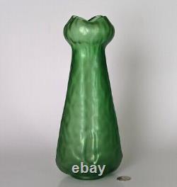 Loetz Kralik Bohemian Czech Art Nouveau 11.5 Green Glass Vase Excellent