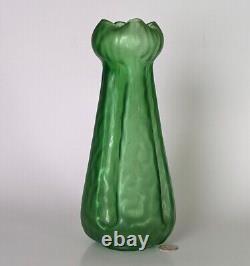 Loetz Kralik Bohemian Czech Art Nouveau 11.5 Green Glass Vase Excellent