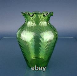 Lötz vase, wave optic, iridescent glass, green glass, loetz bohemia circa 1900