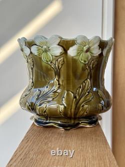 Ludwig Wessel Bonn Jugendstil Majolica Jardiniere no. 967 Art Nouveau Planter