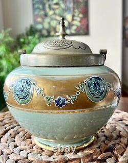 MOORCROFT Gorgeous MacIntyre Florian biscuit barrel w brass hardware signed