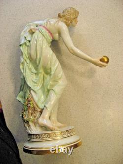Meissen Art Nouveau Porcelain Figurine Lady Green Dress Ball Player about 15T