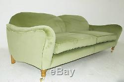 New Hand Built Victorian Style Velvet Sofa