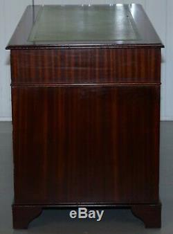Nice Vintage Flamed Mahogany Twin Pedestal Partner Desk With Green Leather Top