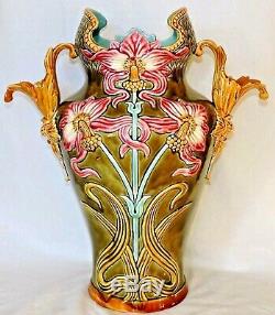 Onnaing French Majolica Jugenstil Big Vase 1880-1900 Mint Condition
