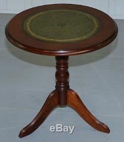 Pair Of Regency Style Mahogany & Green Leather Topped Lamp Wine Side End Tables
