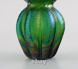 Pallme-König Art Nouveau vase in green iridescent art glass. Approx. 1900