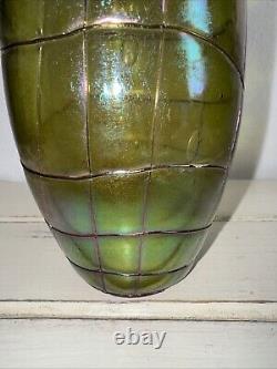 Palme Konig Art Nouveau Vase, Missing Base 11 1/4 Green iridescent glass