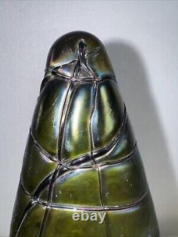 Palme Konig Art Nouveau Vase, Missing Base 11 1/4 Green iridescent glass