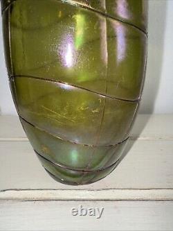 Palme Konig Art Nouveau Vase, Missing Base 11 1/4 Green iridescent glass