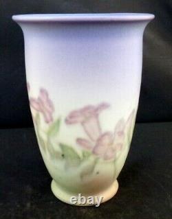 ROOKWOOD Vase Kataro Shirayamadani. SIGNED. Vellum. Shape 6357 1944 6.5