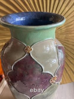 ROYAL DOULTON STONEWARE SLENDER TAPERED GLAZED SECESSIONIST VASE c. 1902-1922