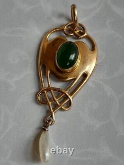 Rare Art Nouveau Jugendstil 1906 9ct Gold Jade And Pearl Pendant