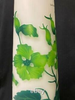Reproduction GALLE Art Nouveau GREEN IVY Cameo Art Glass Vase 14 1/2