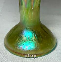 Rindskopf, Grenada, Pleated Fan Vase, Excellent Two Toned Color, Great Condition