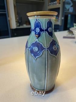Royal Doulton Lambeth Art Nouveau 7 Vase 1902-1922 Perfect Condition