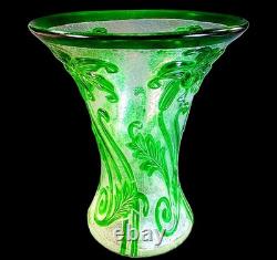 SUPERB, LARGE SIGNED THOMAS WEBB & Sons GREEN CAMEO ART NOUVEAU GLASS VASE