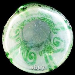 SUPERB, LARGE SIGNED THOMAS WEBB & Sons GREEN CAMEO ART NOUVEAU GLASS VASE