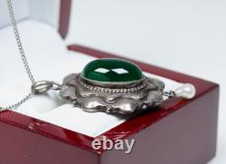 Silver Antique Art Nouveau Pendant Green Agate Pearl