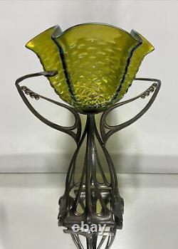 VTG. Green Iridescent Art Glass Art Nouveau Pewter Stand Bowl