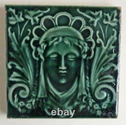 V. Rare Antique Art Nouveau Glazed W. GODWIN High Relief 4.25 x 4.25 Tile