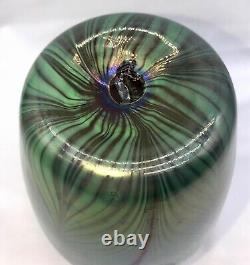 Vandermark Art Nouveau Pulled Feather Iridescent Vase Signed DM/SS 1979