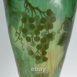 Very Large Antique Signed Gallé French Art Nouveau Green Cameo Art Glass Vase