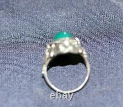 Vintage Art Nouveau Green Chrysprase Cab Sterling Ring with Leaves