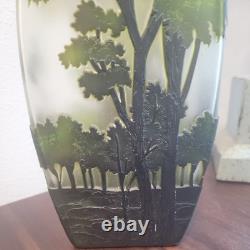 Vintage CAMEO French Style Art Nouveau Etched Layered Forest Glass Vase 10