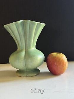 Vintage Camark Arkansas Art Pottery Vase Matte Green #950 Art Nouveau 1930's